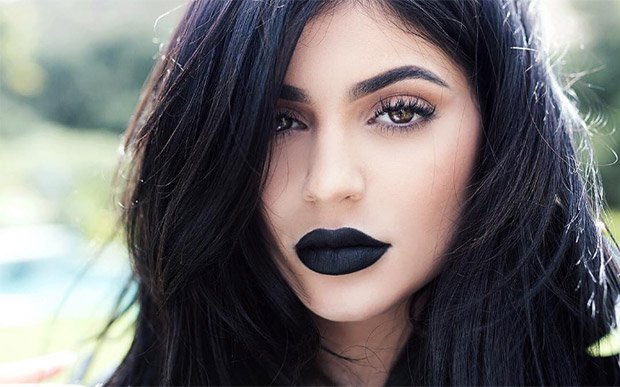 kylie jenner marca nota péssima avaliacao