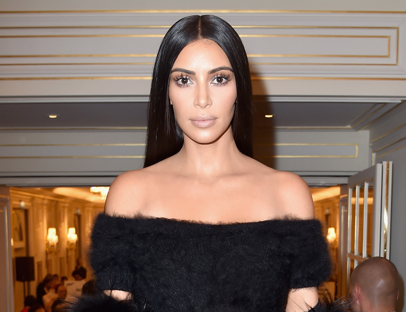 kim-kardashian-fantasia-roubo-em-paris