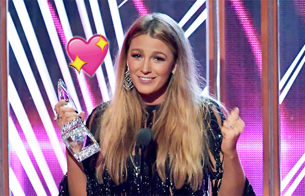 'Vocês votaram pelo pode feminino', comemora Blake Lively no PCA