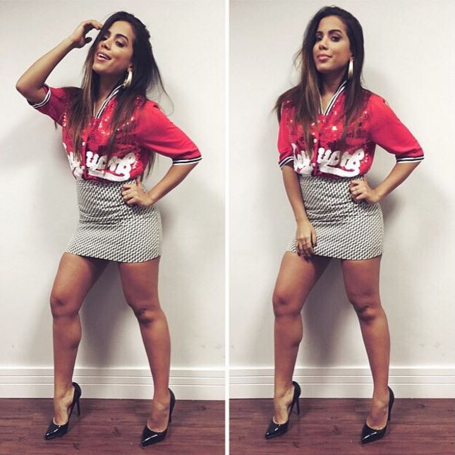 anitta escolhe looks que ela usaria de novo ou não (4)