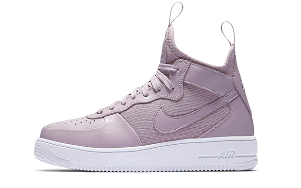 Nike (R$ 499,90*). Nike (R$ 499,90*).