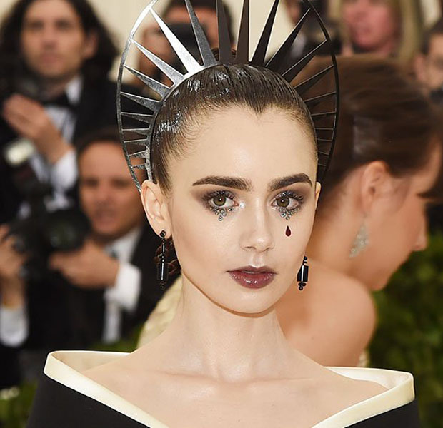 makes-halloween-famosas-lily-collins makes-halloween-famosas-lily-collins