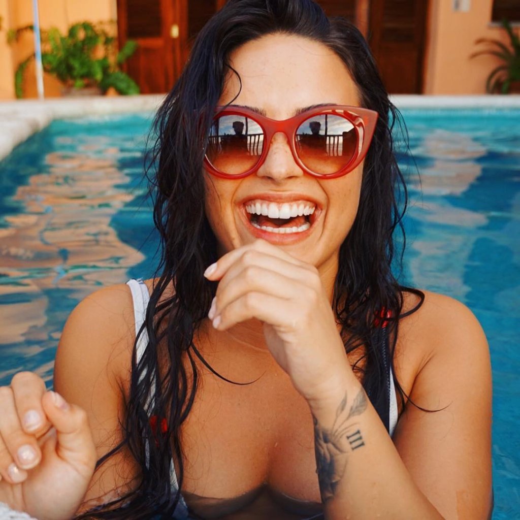 demi-lovato-post-inspirador-6-anos-sobriedade