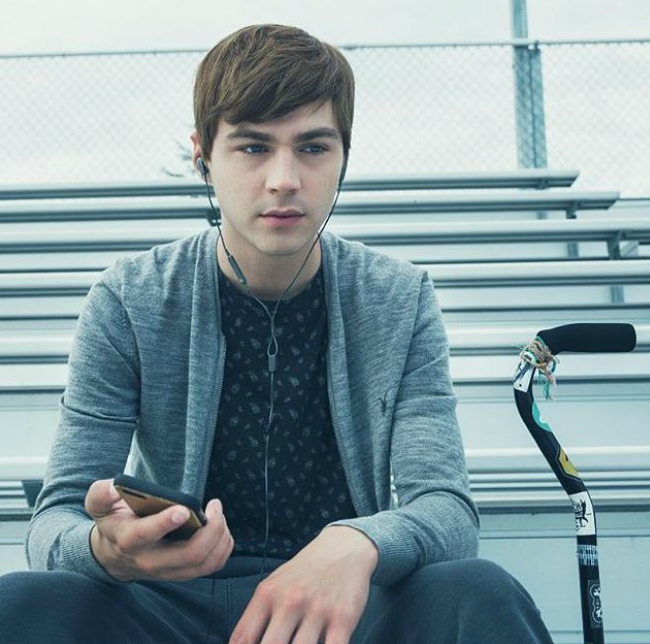 13-reasons-why-alex-miles-heizer-vivo