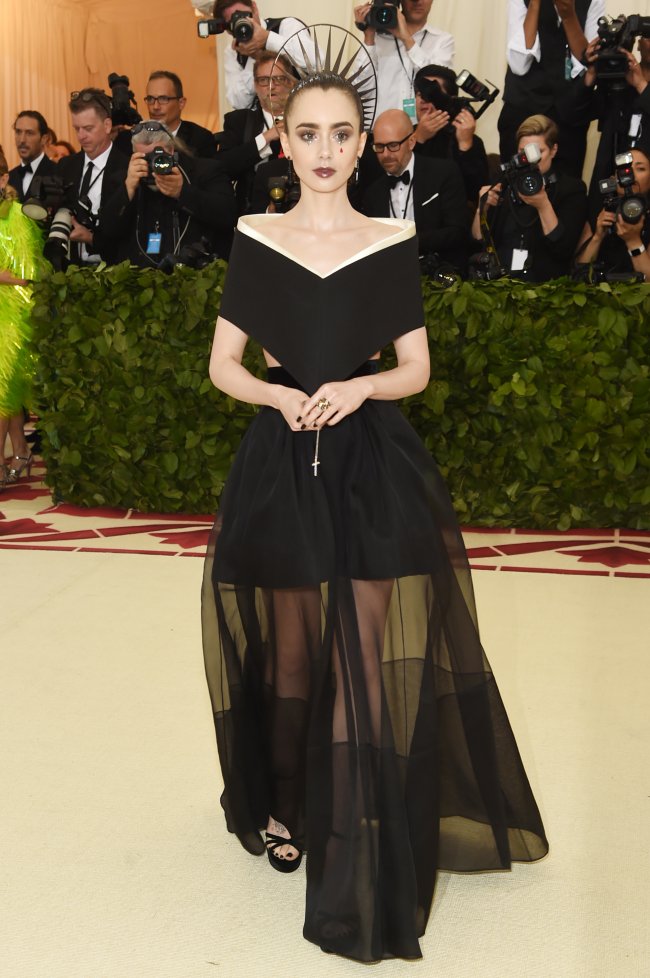 lily-collins-met-gala lily-collins-met-gala