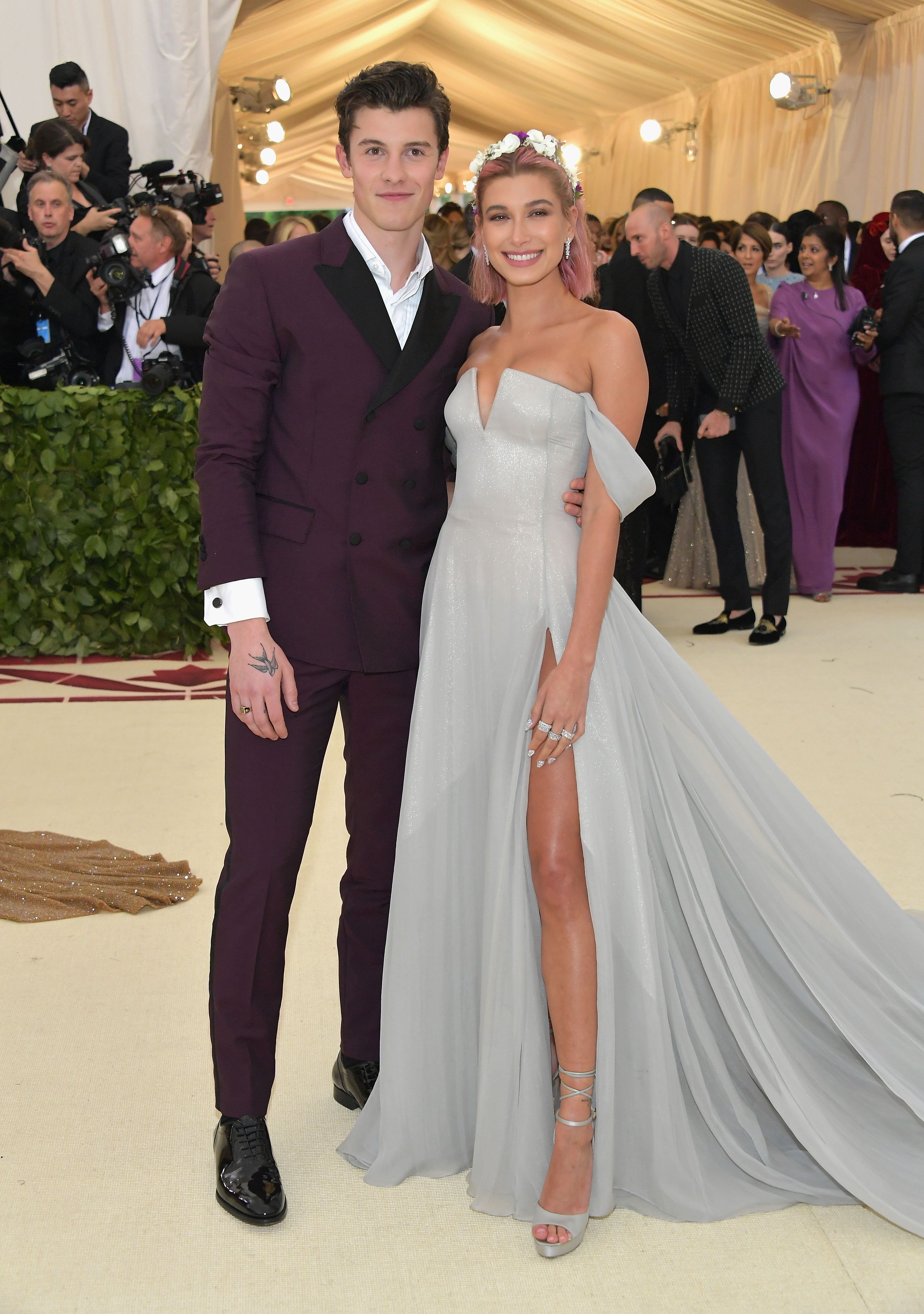 hailey-baldwin-shawn-mendes-met-gala hailey-baldwin-shawn-mendes-met-gala