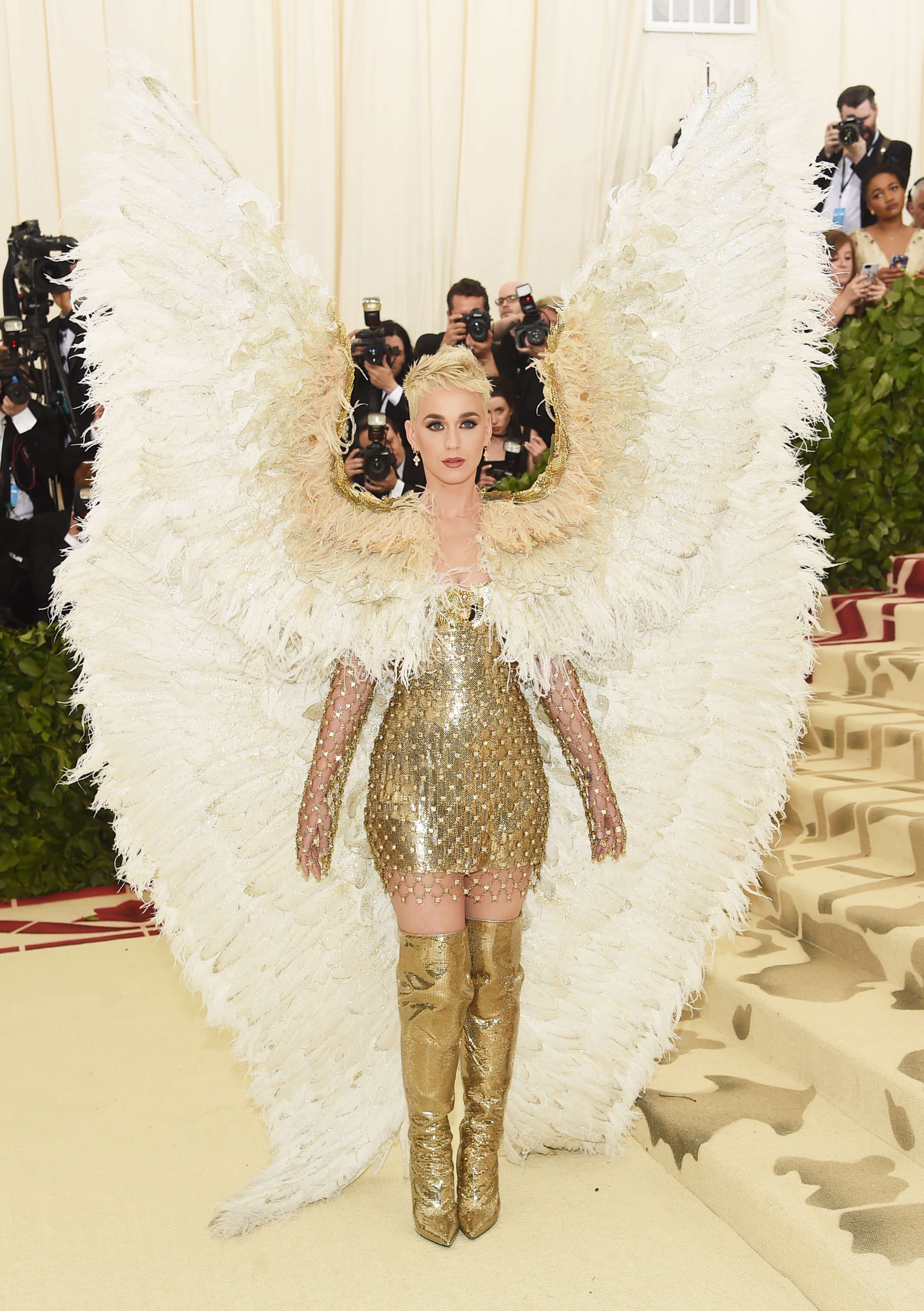 katy-perry-met-gala katy-perry-met-gala