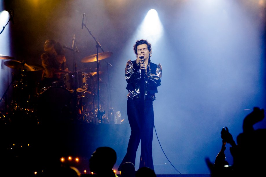 Sem renegar seu passado na banda, ele provou que é possível, sim, seguir em frente e construir uma carreira solo de sucesso Sem renegar seu passado na banda, ele provou que é possível, sim, seguir em frente e construir uma carreira solo de sucesso