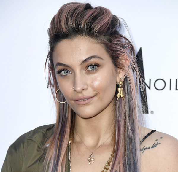 paris-jackson-meio-preso