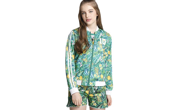 11- Jaqueta Riachuelo (R$ 99,90*); 12- Short Riachuelo (R$ 49,90*). 11- Jaqueta Riachuelo (R$ 99,90*); 12- Short Riachuelo (R$ 49,90*).