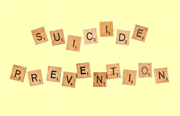 O que fazer caso perceba que a sua amiga apresenta tendências suicidas? Imagem com a frase: "Prevenção ao suicídio"