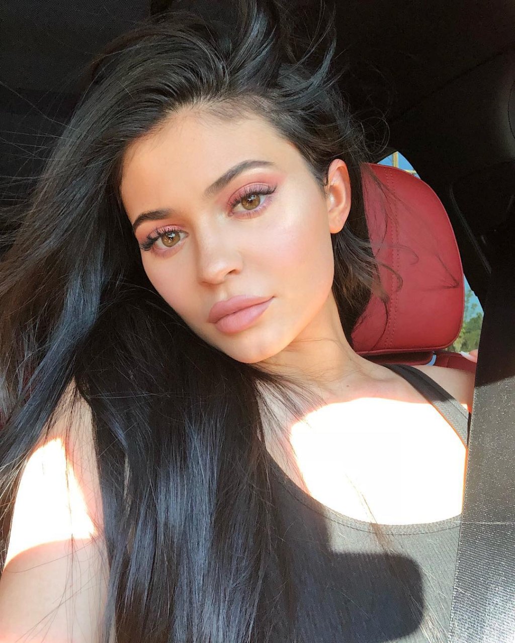 kylie-jenner-vlog-preenchimento-labial