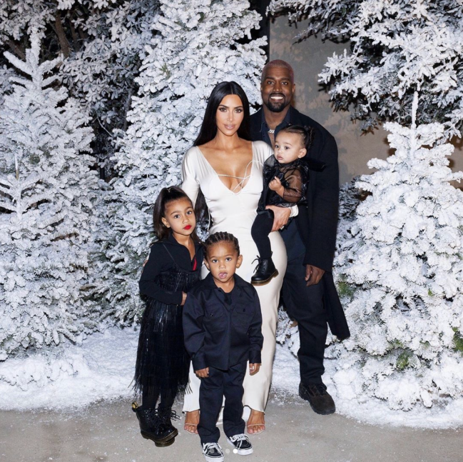 kim-kardashian-e-kanye-west-quarto-filho kim-kardashian-e-kanye-west-quarto-filho