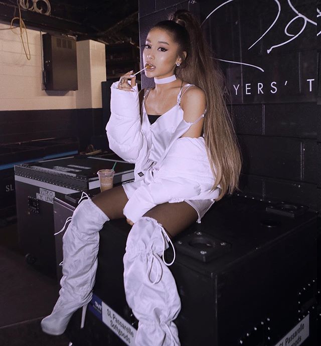 ariana-grande-sweetener-tour