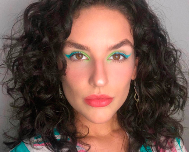 kefera-cabelo-cacheado-maquiagem-colorida kefera-cabelo-cacheado-maquiagem-colorida