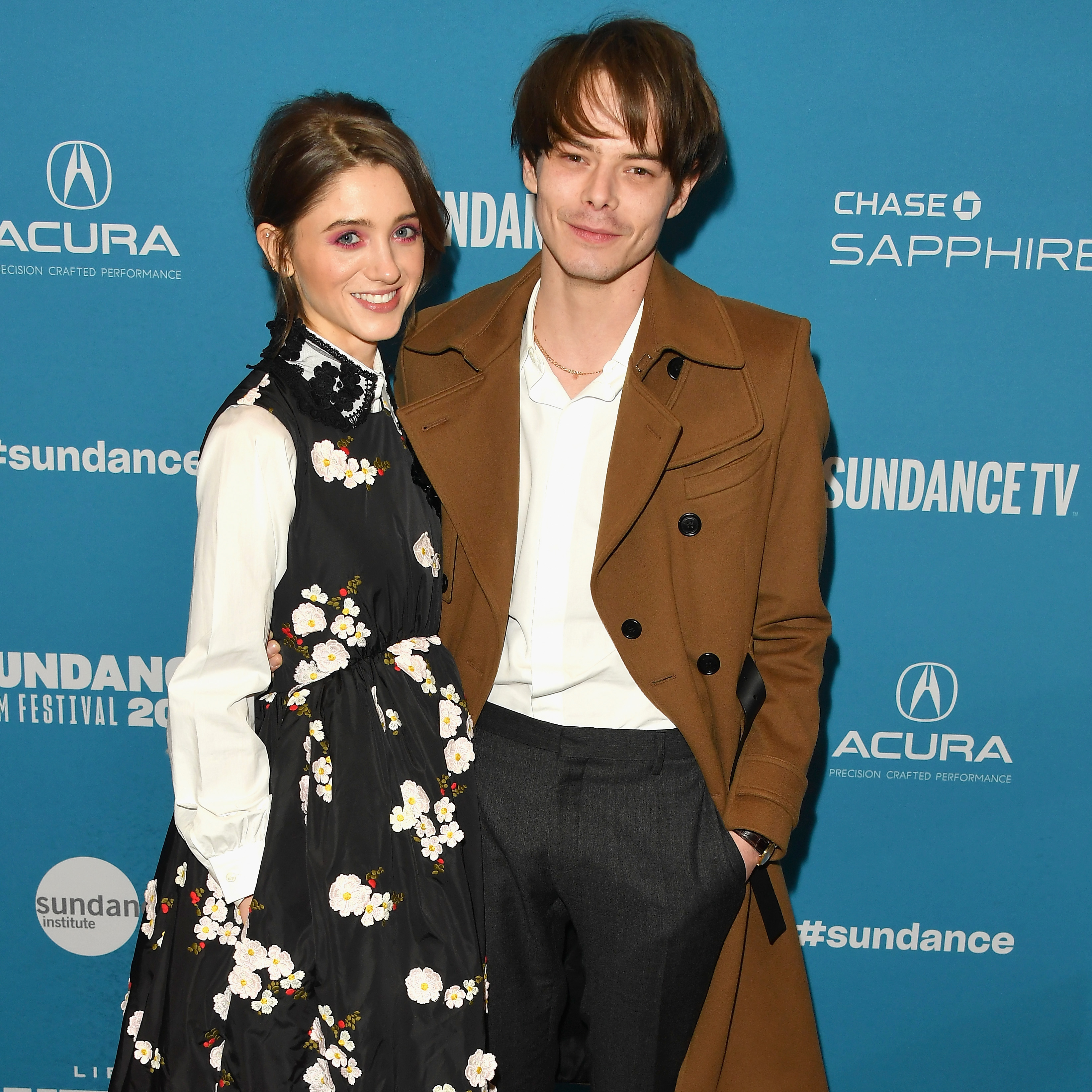 natalia-dyer-charlie-heaton