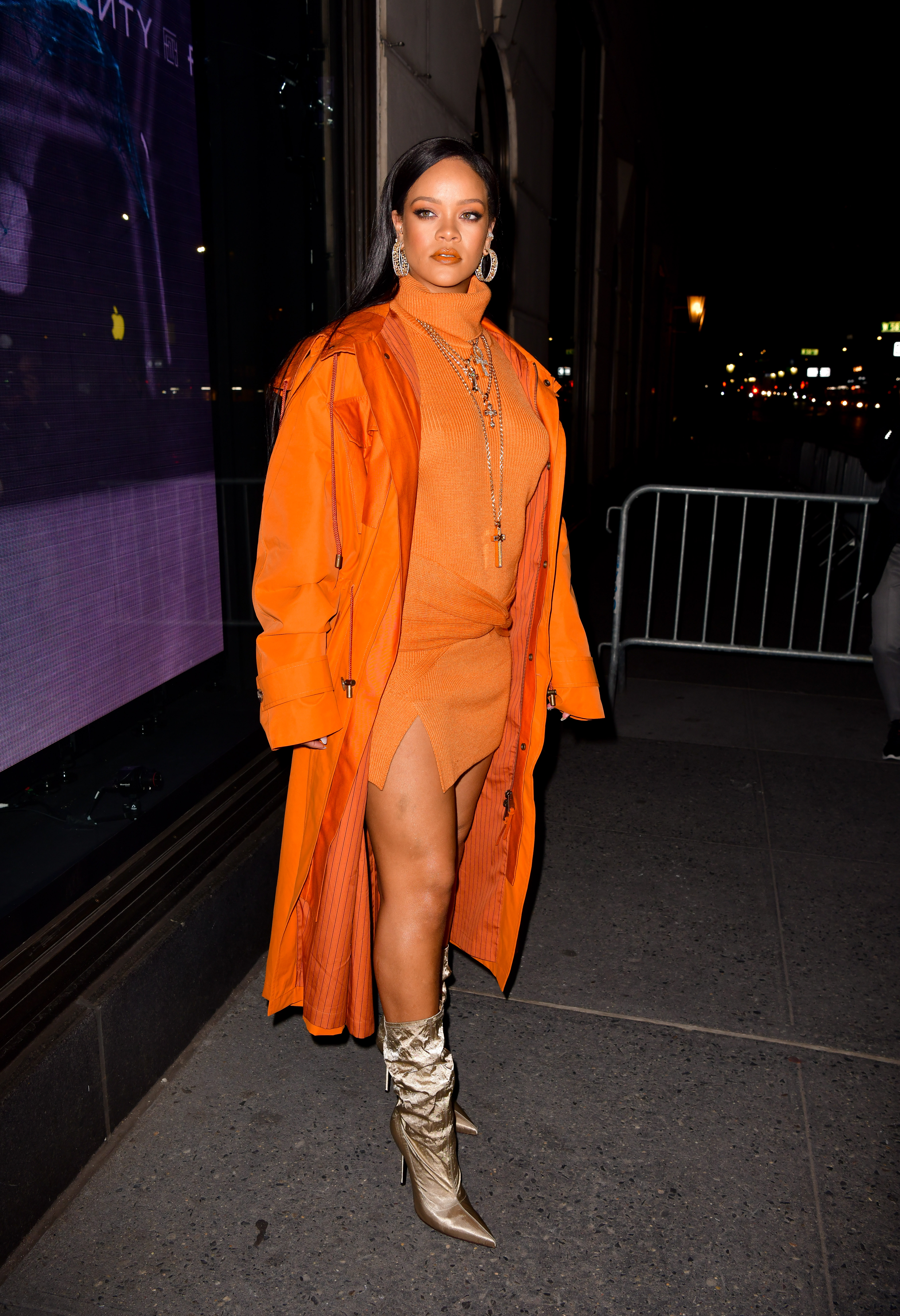 look-do-dia-rihanna