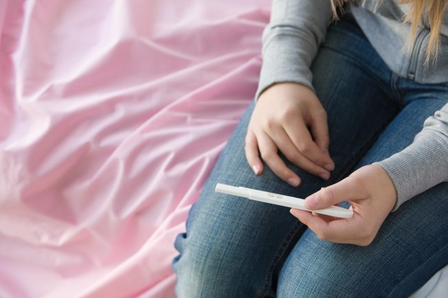 Quais são os principais riscos que uma gravidez na adolescência traz gravidez na adolescencia