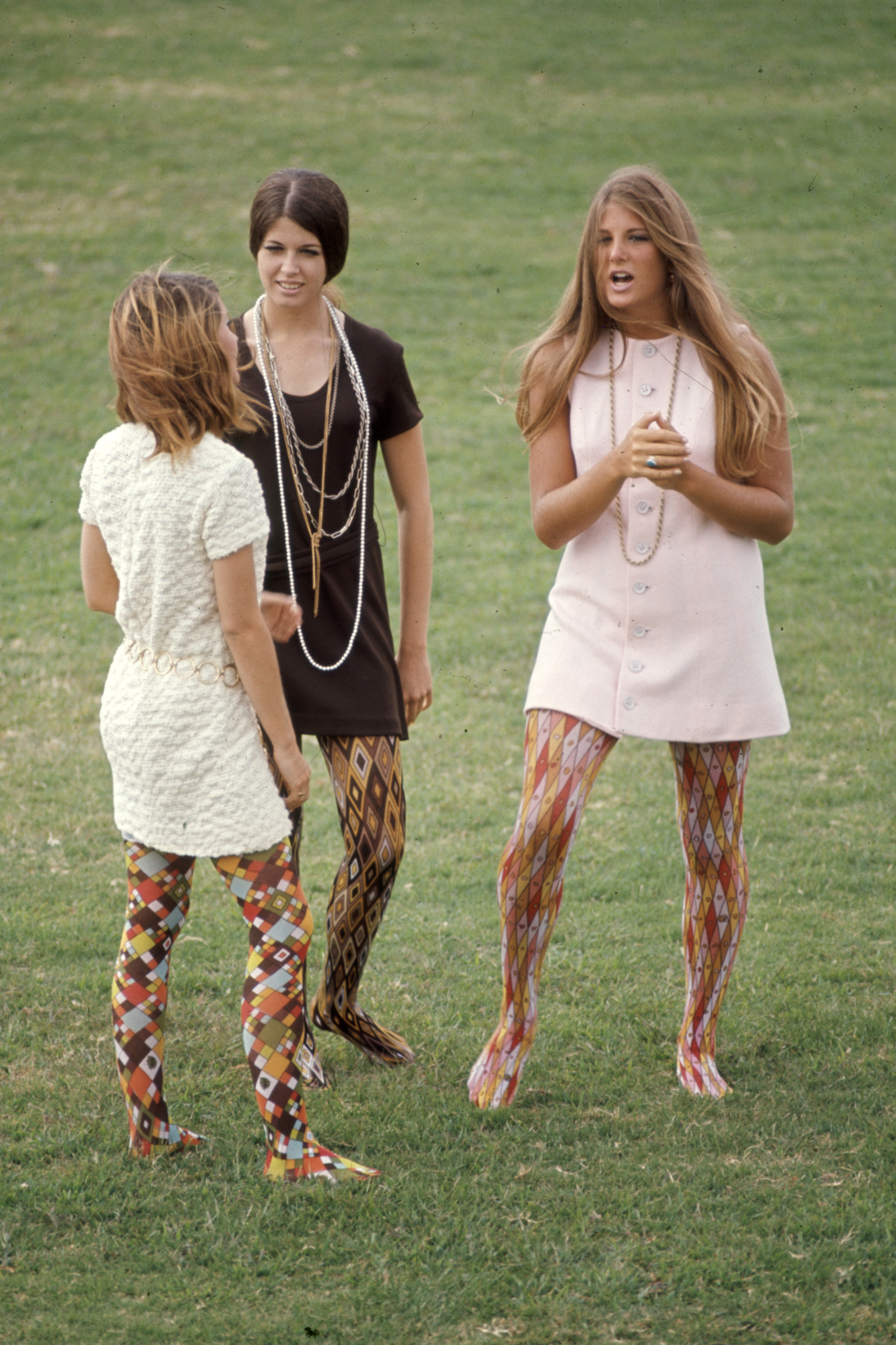 Highschoolers In ‘Hippy’ Fashions