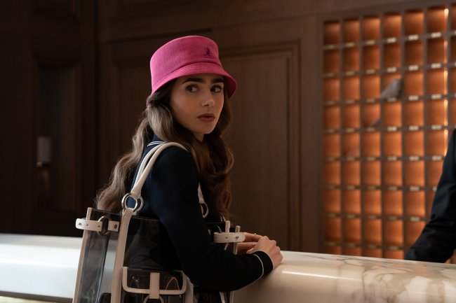 lily-collins-emily-in-paris-netflix-03