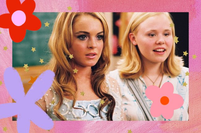 Lindsay Lohan e Alison Pil em uma sala de aula no filme Confissões de Uma Adolescente em Crise