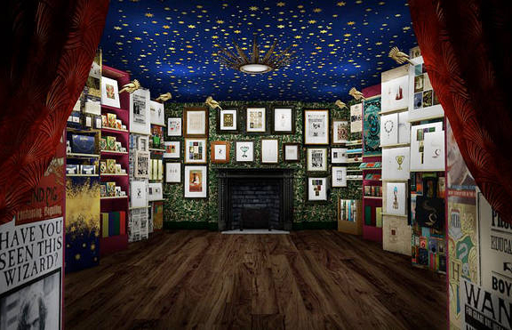 Um dos espaços da nova loja de Harry Potter, com reprodução na House of Minalima, loja rosa em Londres que mostra os designers da produção