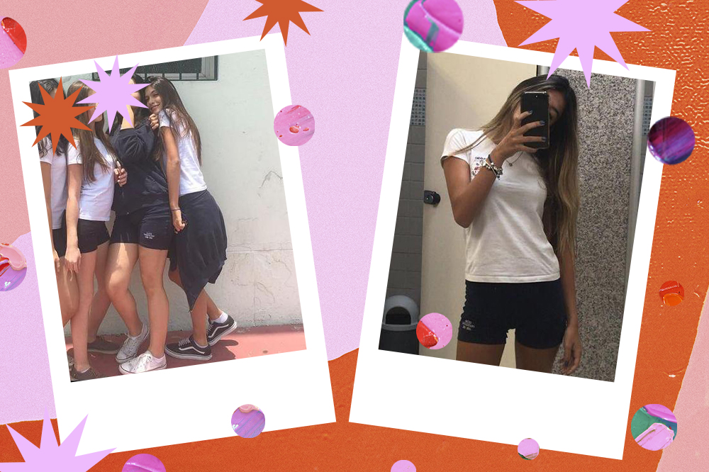 Montagem com duas fotos da atriz Fernanda Concon. À esquerda, ela está com camiseta branca do uniforme escolar, jaqueta pendurada na cintura e tênis. À direita, ela está com camiseta branca e shortinho da escola, tirando foto em frente ao espelho com o celular cobrindo o rosto.