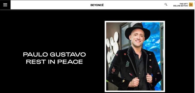 Captura da página inicial do site da cantora Beyoncé com a foto de Paulo Gustavo ao lado dos dizeres 