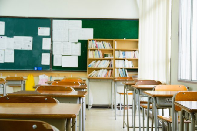 GettyImages-611521905 Imagem de carteiras escolares