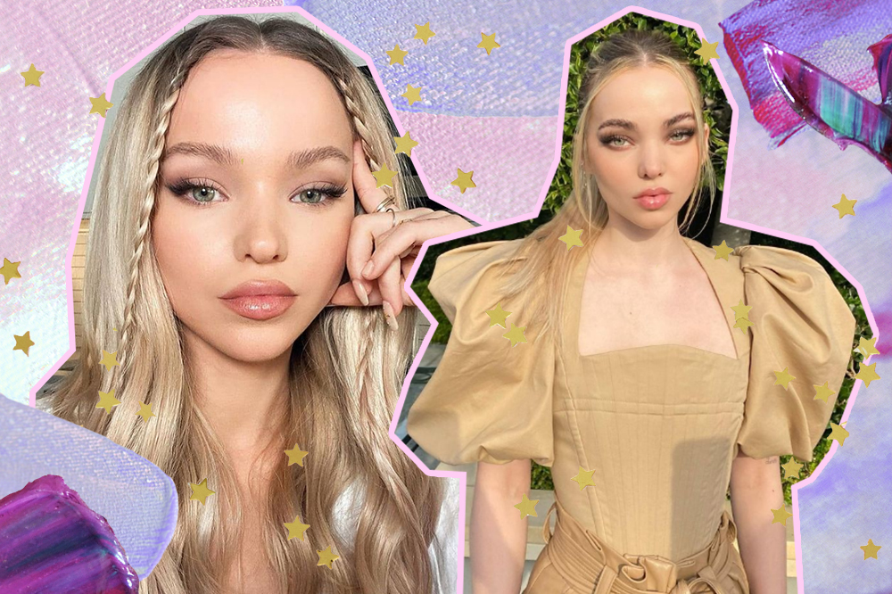 Motagem com duas fotos da Dove Cameron em fundo com tons de rosa e lilás e estrelinhas douradas. À esquerda, ela está olhando para a câmera com uma das mãos apoiadas na cabeça e trancinhas na frente do cabelo. À direita, ela está com um look bege com blusa de mangas bufantes, expressão fácial séria e cabelo preso em um rabo de cavalo alto.