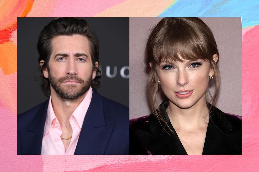 Jake Gyllenhaal e Taylor Swift posando para foto no tapete vermelho.