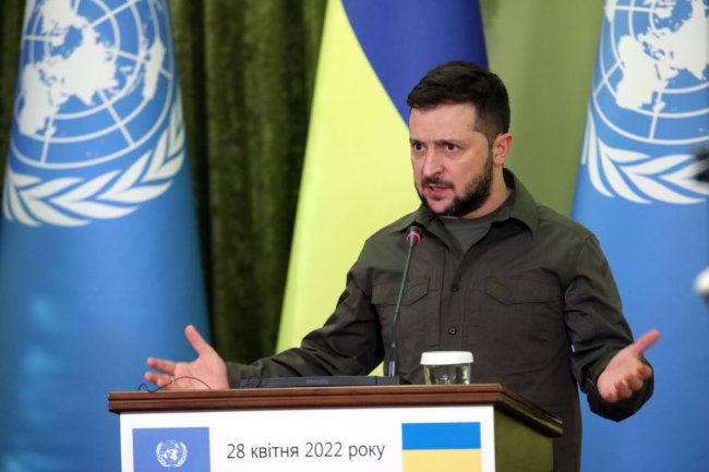 Volodymyr Zelenskyy durante coletiva de imprensa que rolou em Kiev capital da Ucrânia