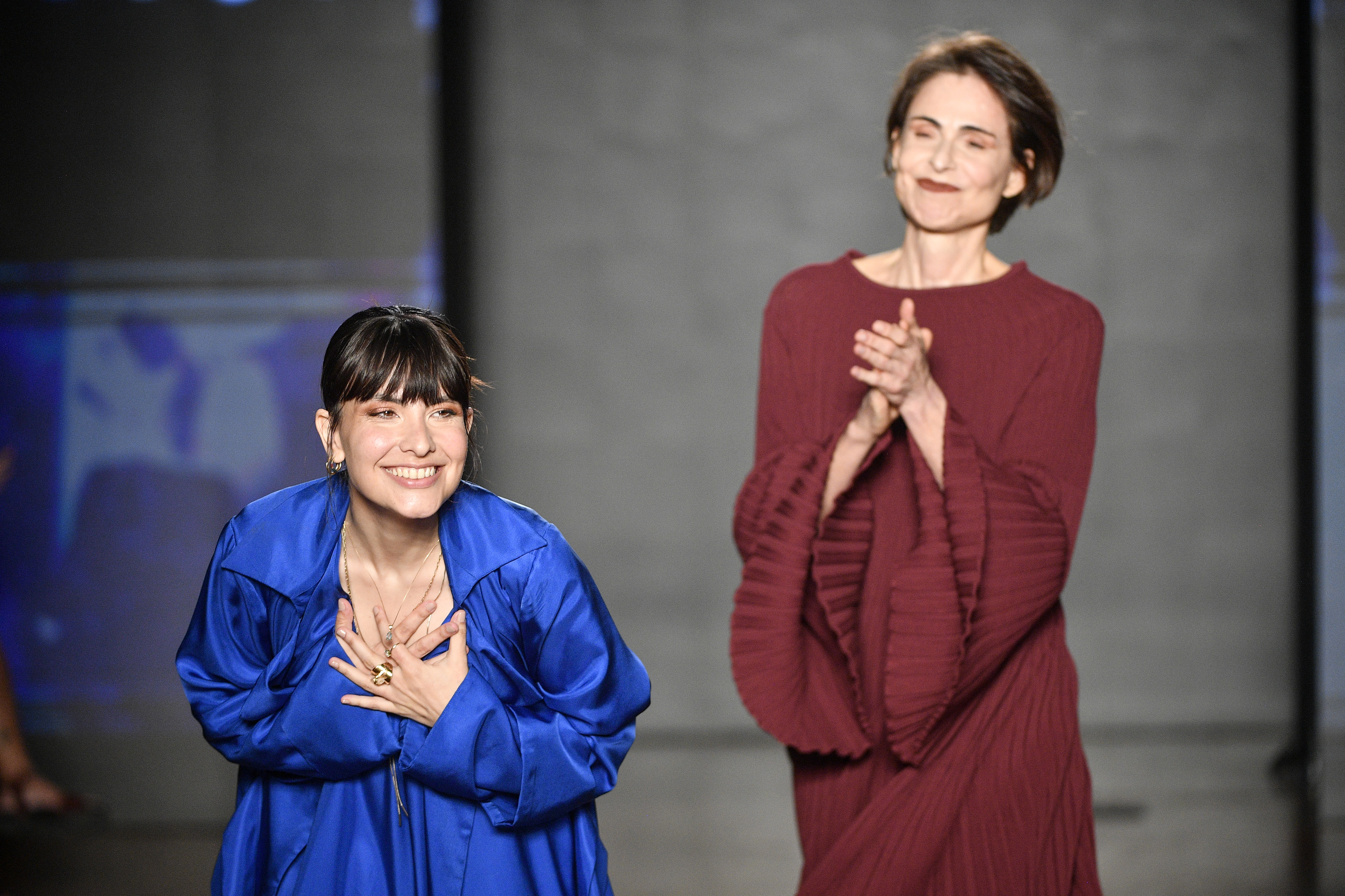 Rafaella Caniello, estilista da Neriage, em desfile da marca no SPFW N54