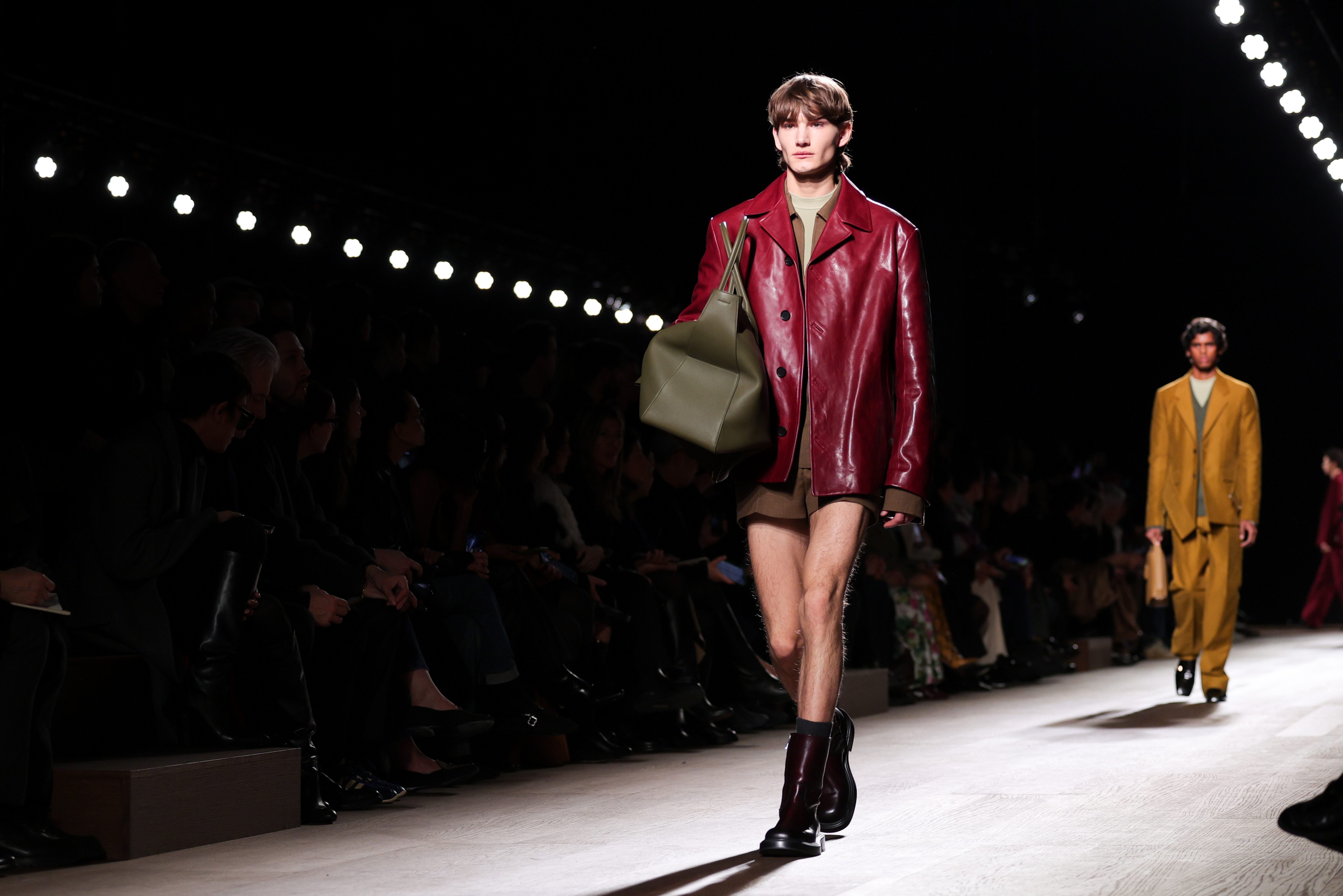 Ferragamo – Runway – Milan Fashion Week – Womenswear Fall/Winter 2024-2025 Desfile de outono-inverno 2024-2025 da Ferragamo na semana de moda de Milão