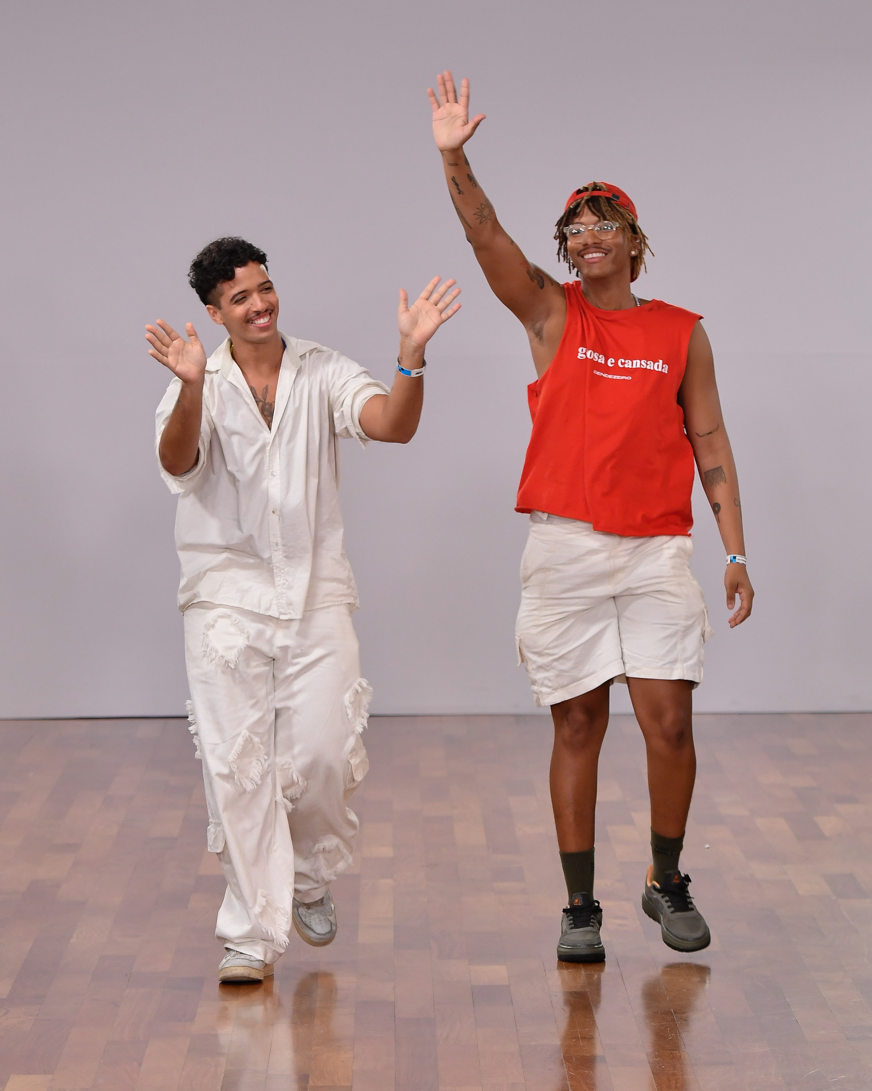 DendezeiroSPFW N57Foto: Ze Takahashi/ @agfotosite Pedro Batalha e Hisan Silva, estilistas da Dendezeiro, no SPFW N57