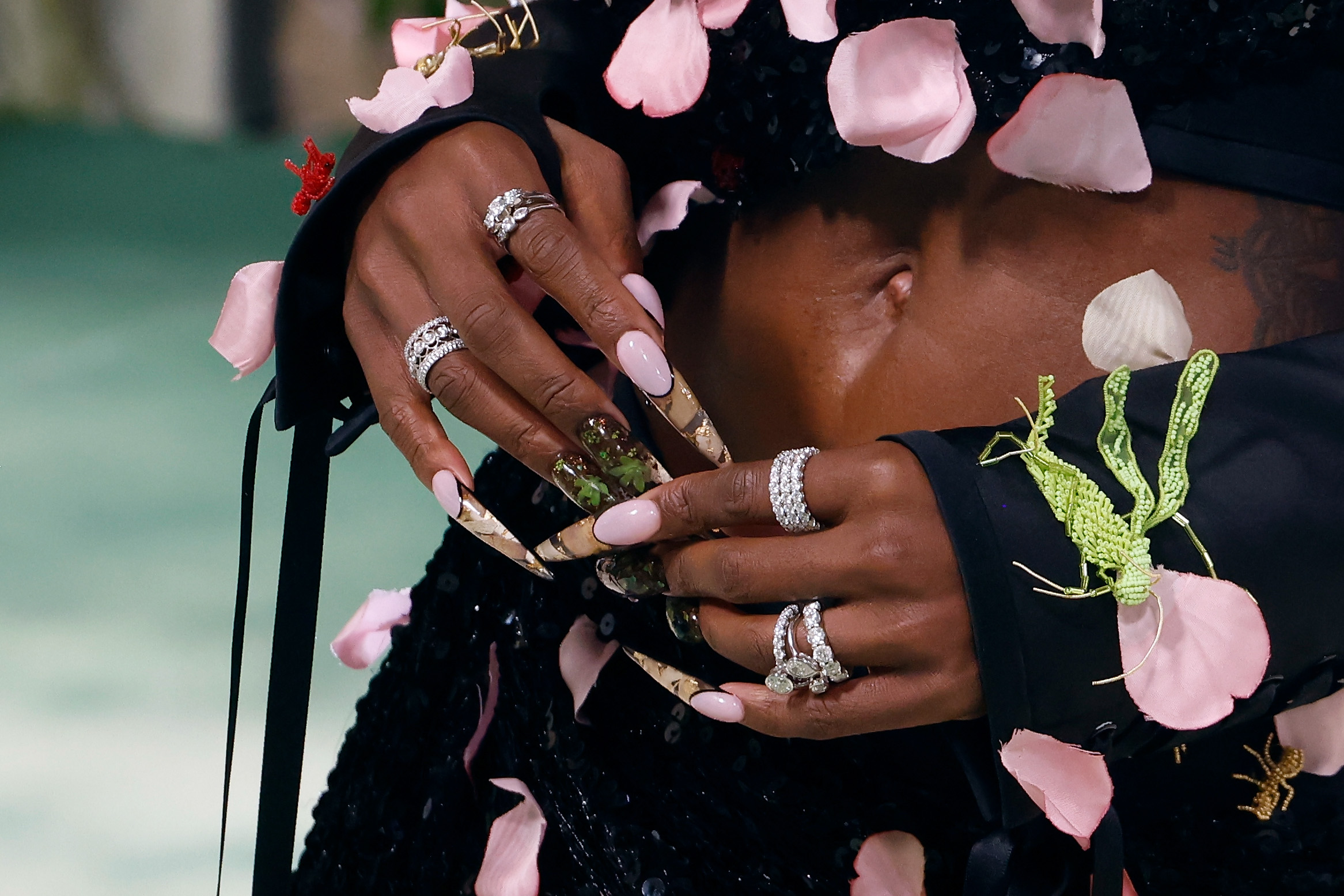 The 2024 Met Gala Celebrating “Sleeping Beauties: Reawakening Fashion” – Arrivals Unhas da Cynthia Erivo para o MET Gala 2024