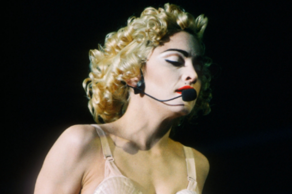 Madonna na Blonde Ambition Tour, de 1990