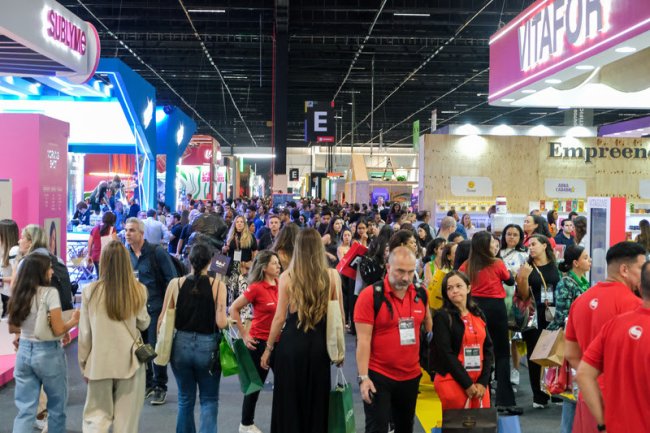 Setores de alimentos, suplementos, beleza e outros estão presentes na feira.