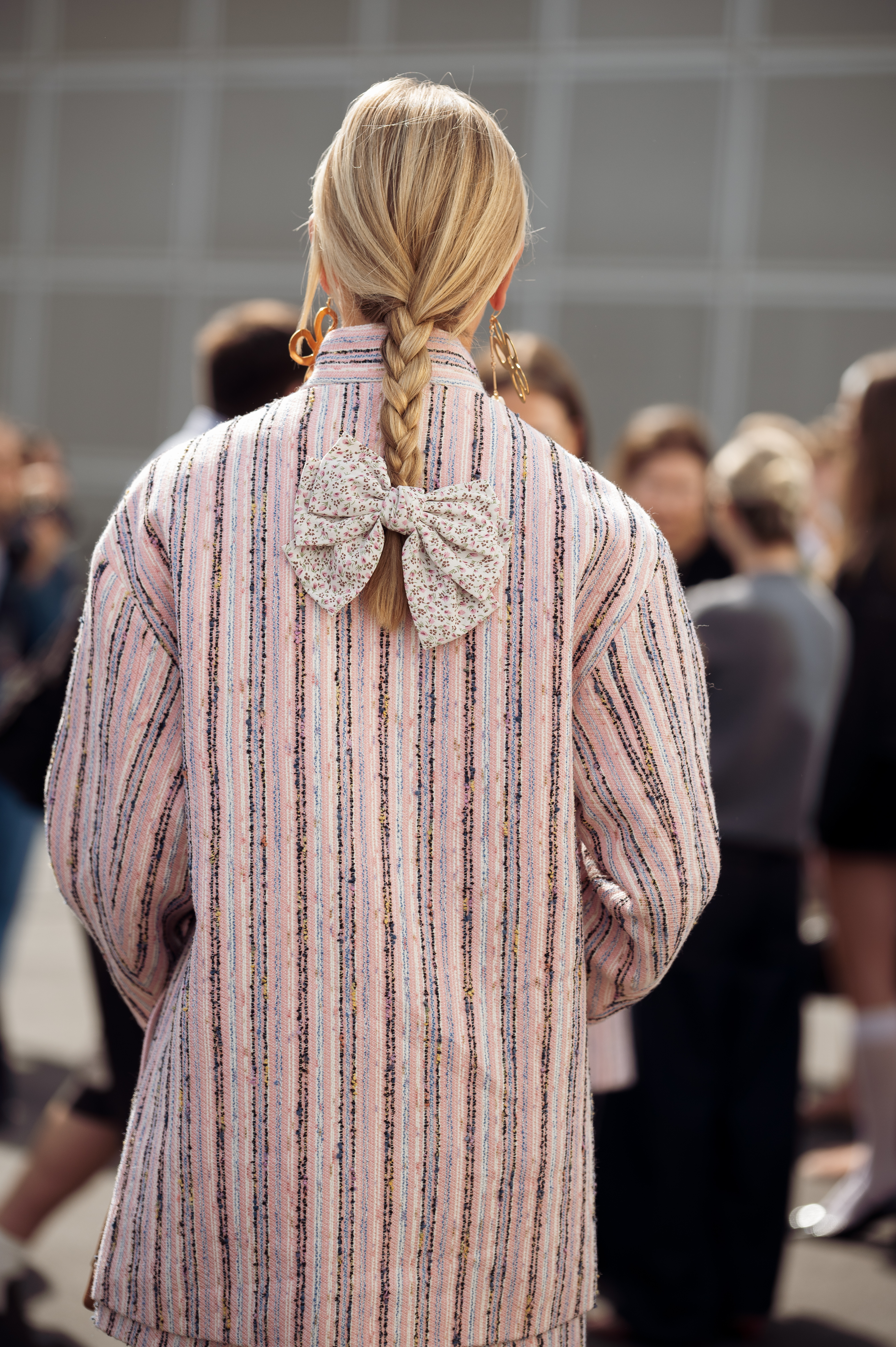 Street Style – Day 4 – Copenhagen Fashion Week SS25 Look do street style da temporada de primavera-verão 2025 da semana de moda de Copenhagen