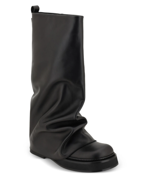 Coturno Robin, da The Attico, usada por Maisa Silva