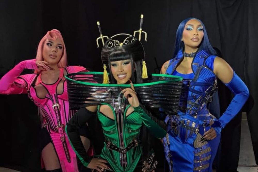 Cardi B, Tokyo Stylez e Erika La’Pearl